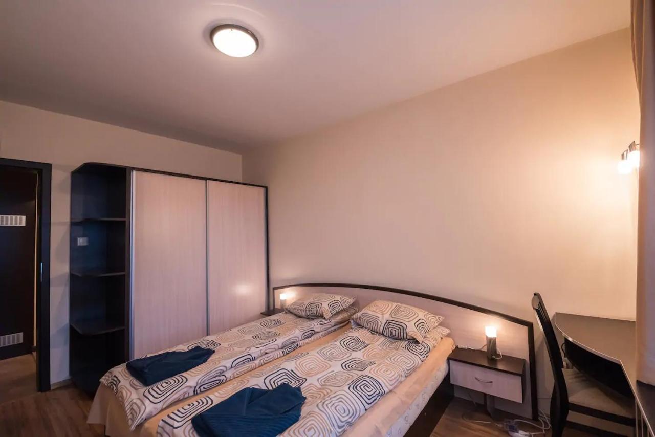 Charming, Fully-Furnished, 2-Bedroom Apartment Bansko Exterior photo